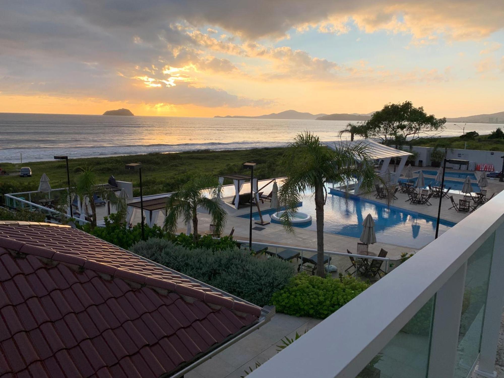 Bali Beach Home Club Rogga Beira Mar - Balneario Piçarras 外观 照片